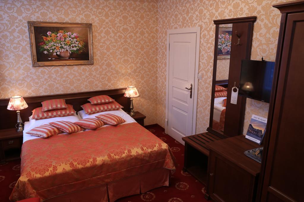 Hotel Kopernik Ciechocinek Oda fotoğraf